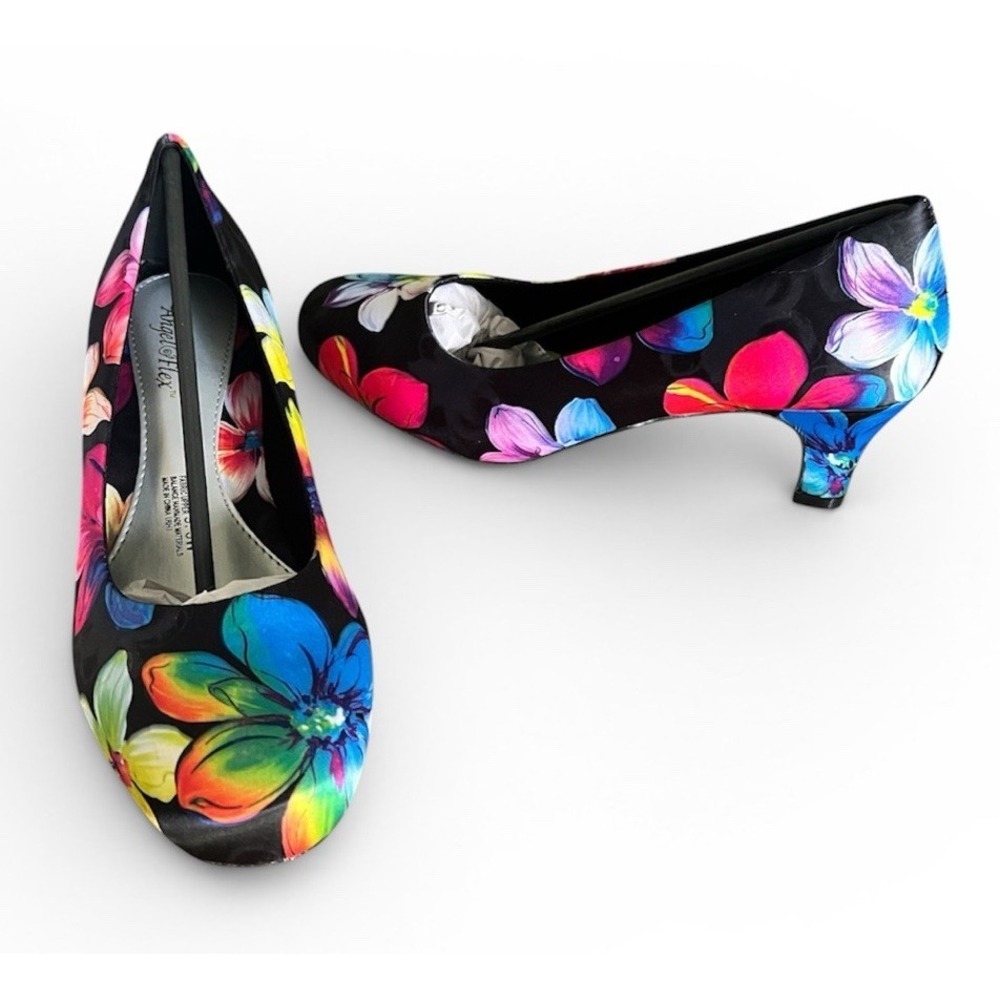 Angel Flex Black Vibrant Colors‎ Tropical Floral Heels Closed Toe Pumps 9.5W